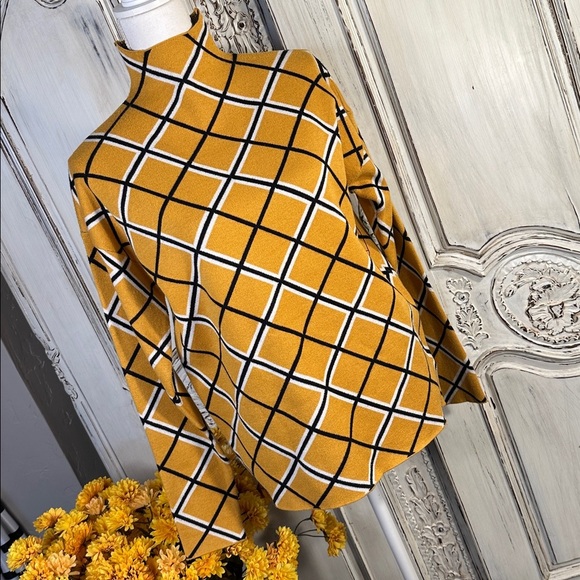 Tahari Mustard and Black Plaid Mock Turtleneck Long Sleeve Sweater NWOT - Picture 2 of 13